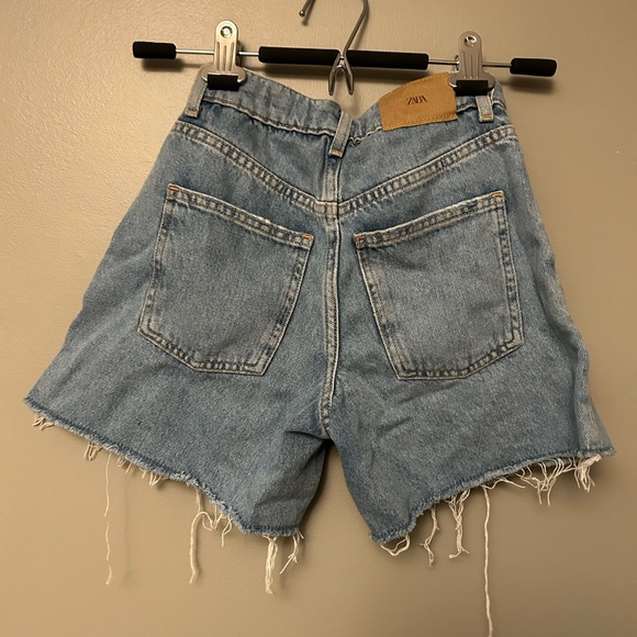 PACK OF 4 PAIR OF SHORTS: from ZARA KIDS! - Picture 4 of 15